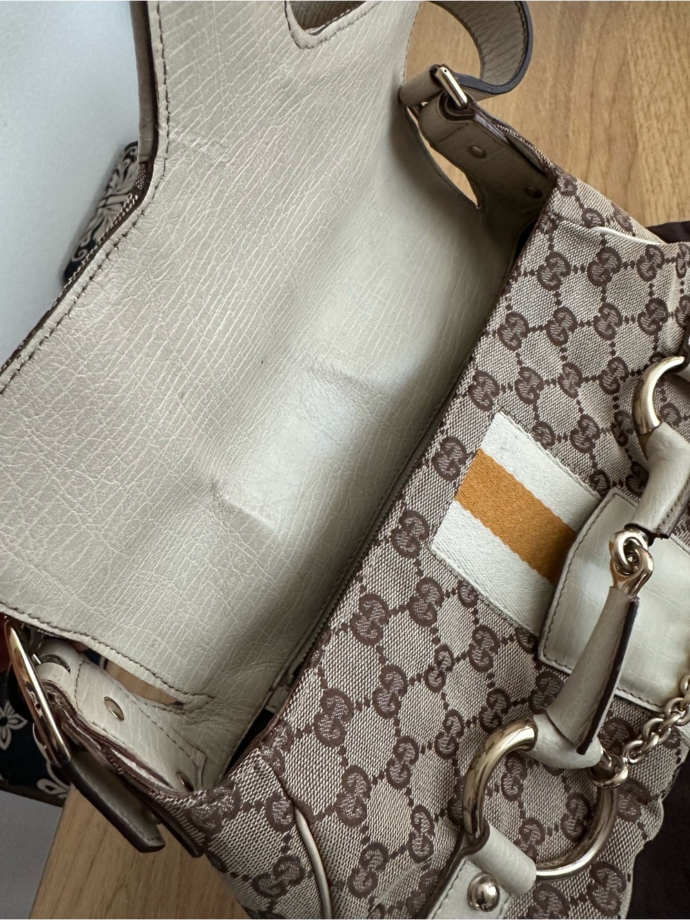 Gucci Horsebit Shoulder Bag with dustbag and COA - Picture 12 of 16
